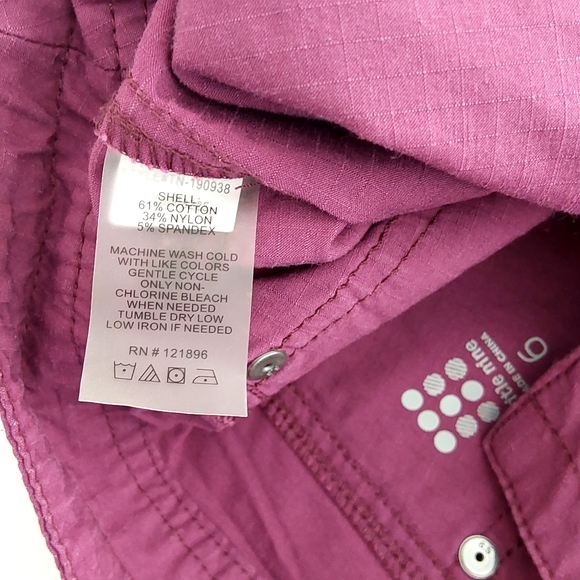 Title Nine Performance Stretch Big B Shorts - Picture 7 of 12